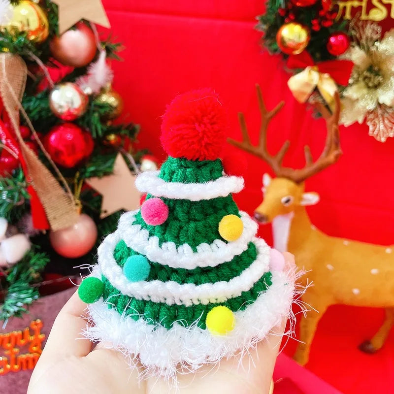 Crocheted Star Christmas Tree Cat Collar for Festival Handmade Frenal Pompom Dog Puppy Pinny Scarf Snowman Kitten Accessories